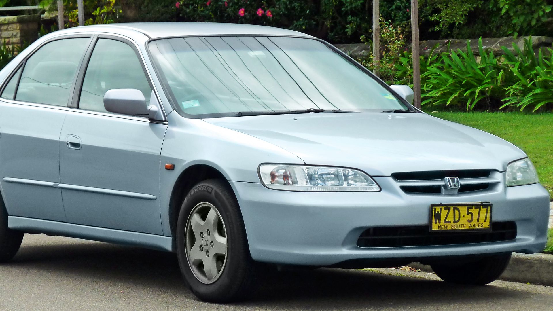 2000 Honda Accord V6 sedan. Photographed in Killara, New South Wales, Australia.