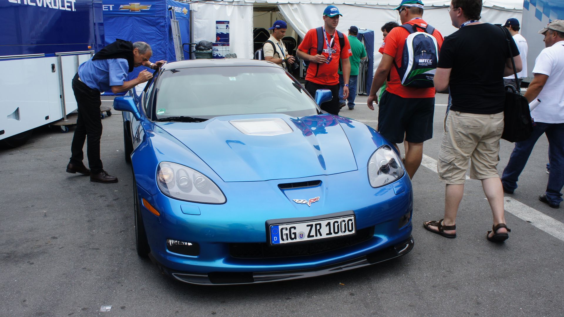 Corvette ZR1 spotted at the 2011 WTCC in Porto: www.autoviva.com/chevrolet_corvette_zr1_zr_3/version/23606