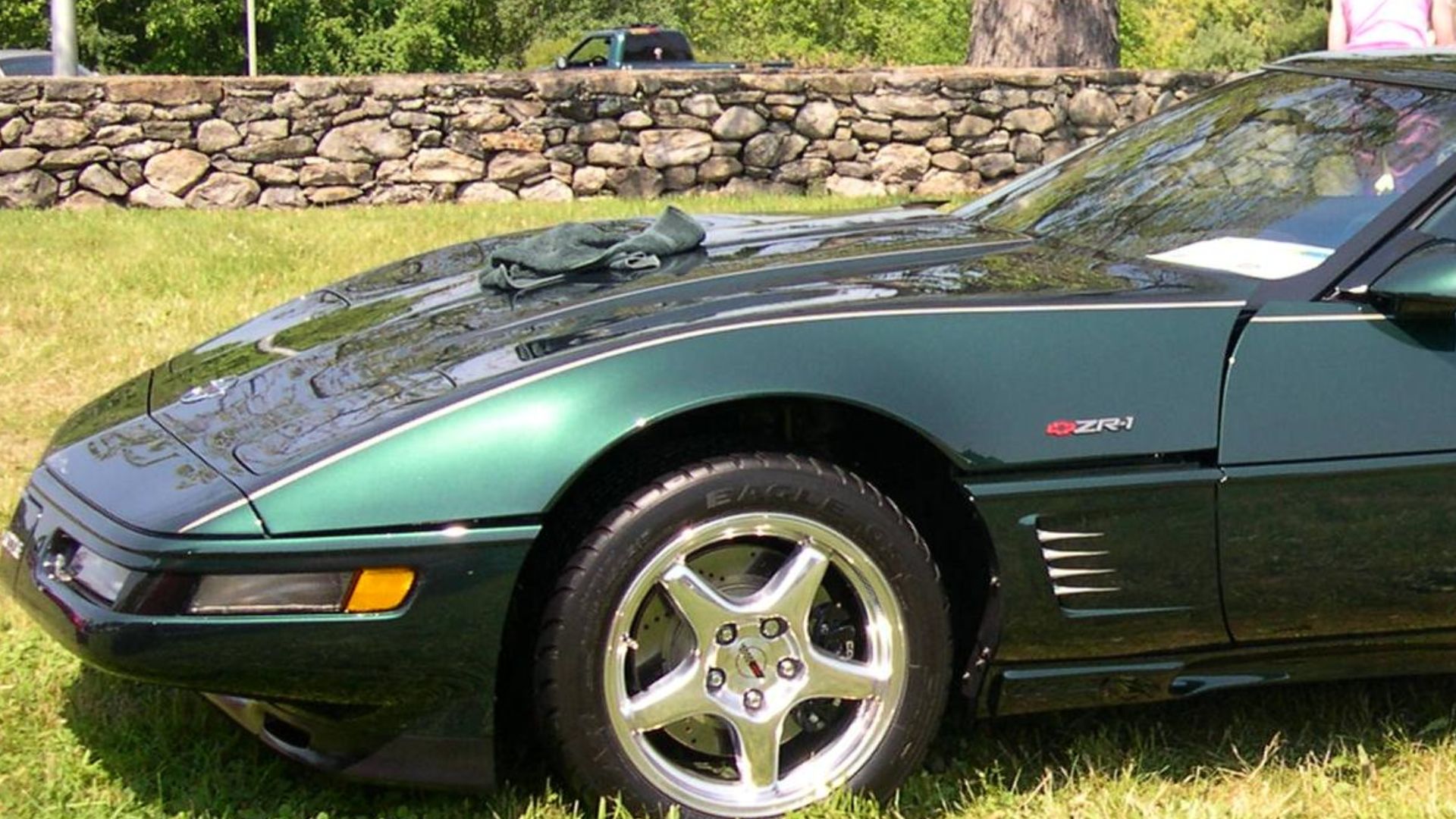 File:1993 Chevrolet Corvette ZR-1.jpg