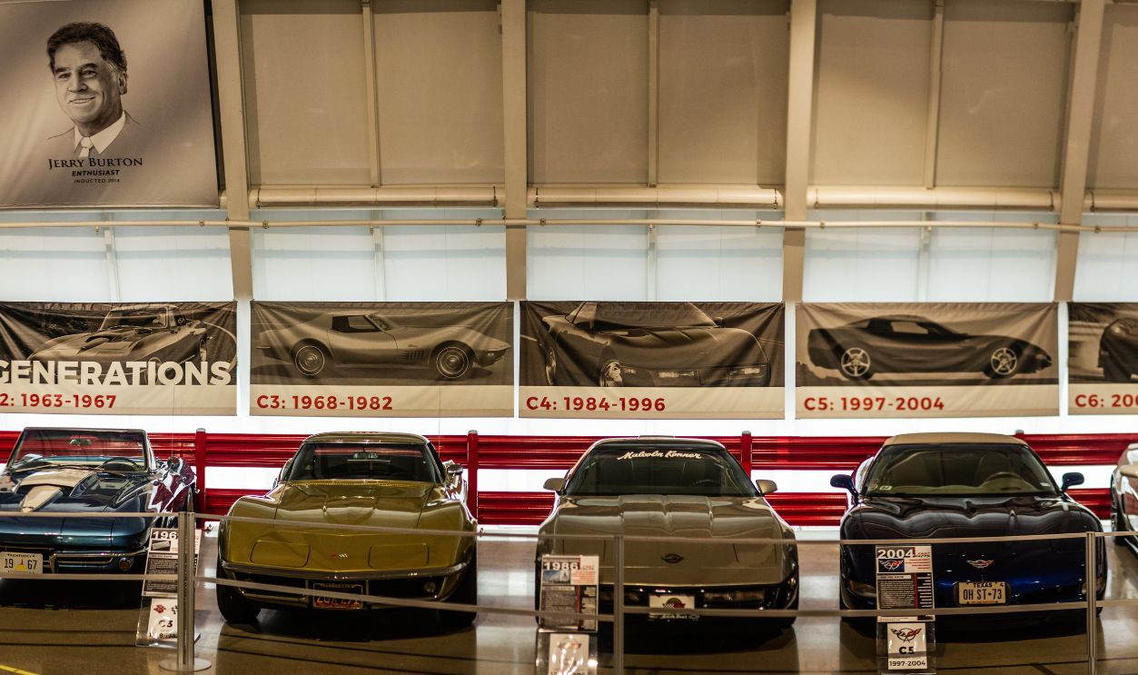 Corvette museum, Bowling Green, Kentucky, Usa - 08.10.2019 - Wide shot of exposed cars in main hall National Corvette Museum, kentucky, usa, america