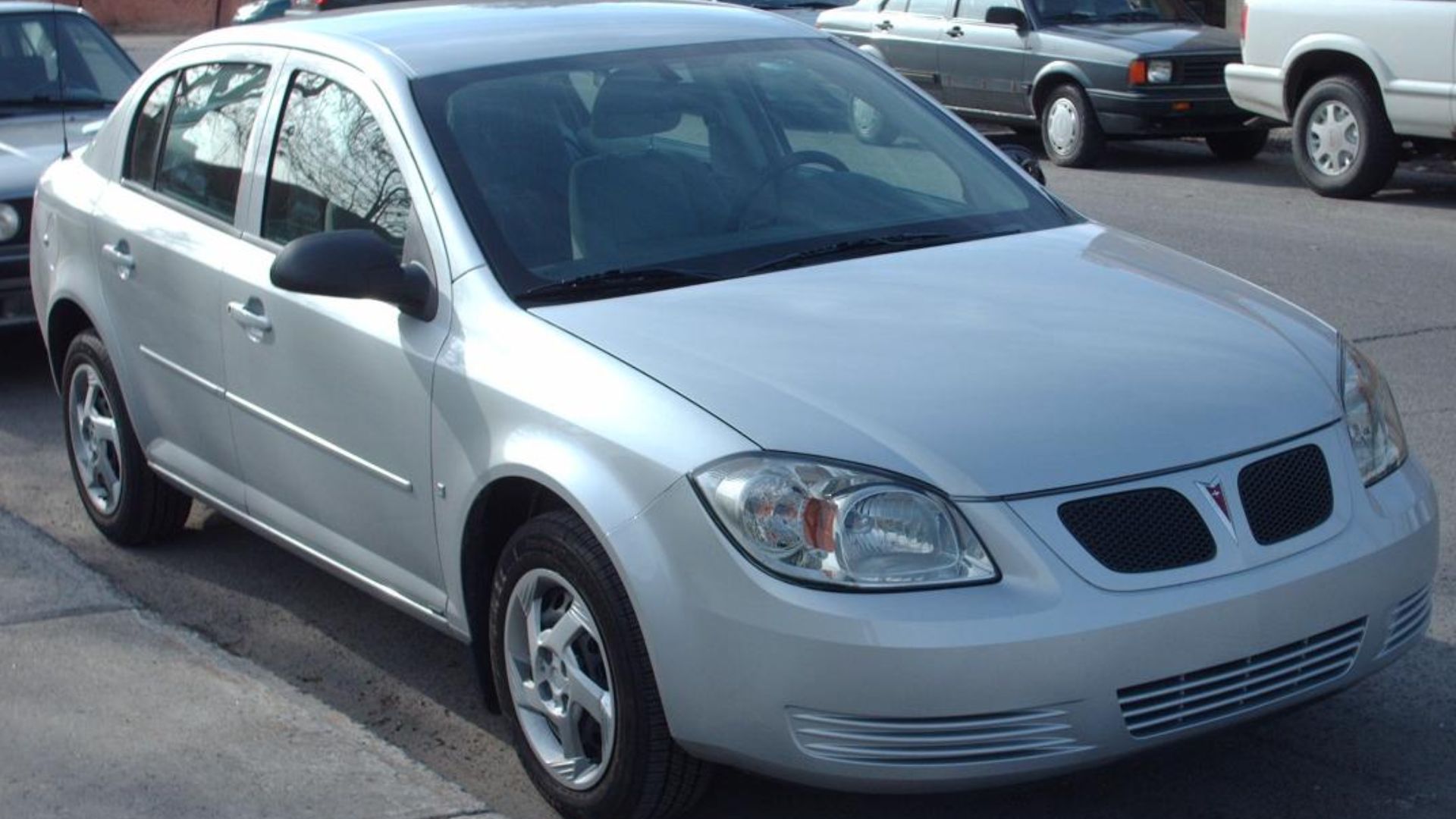 2007 Pontiac G5 sedan photographed in Montreal, Quebec, Canada.