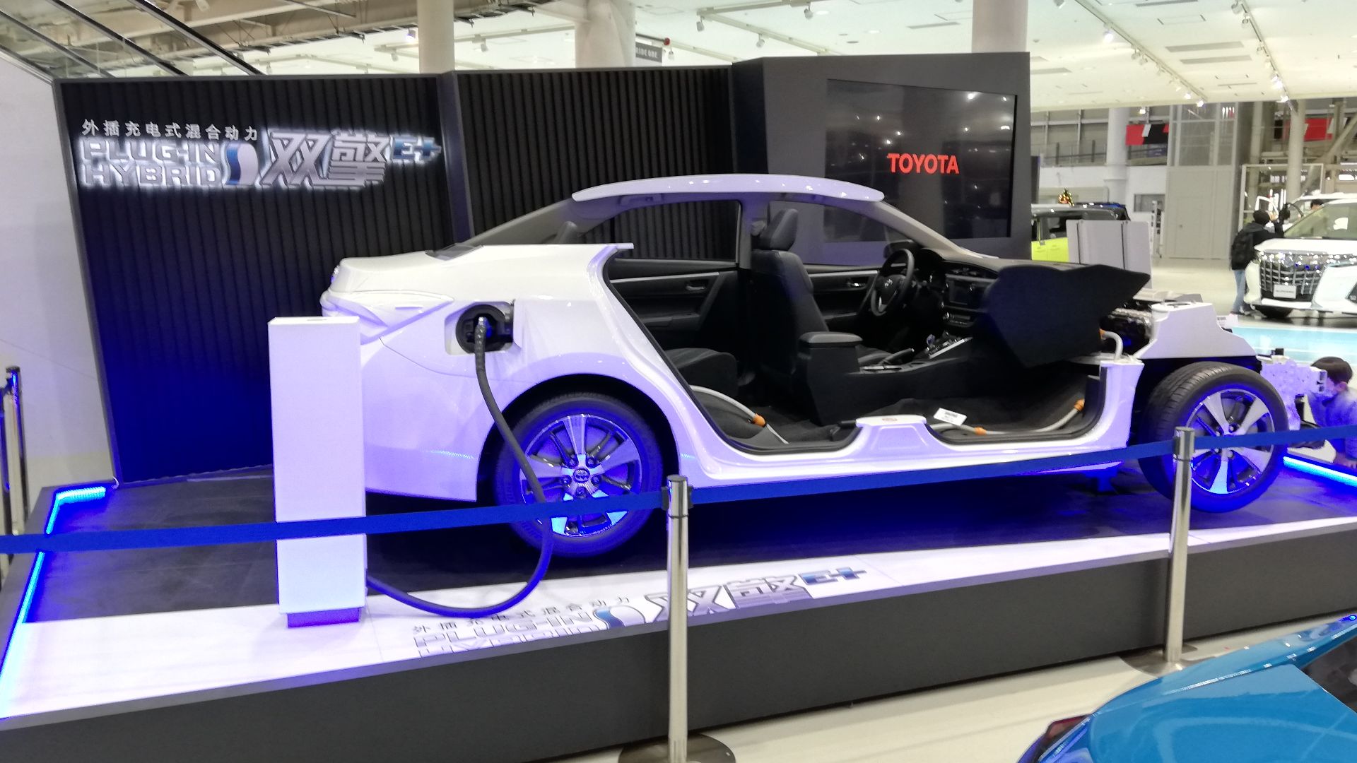 c/n unknown. This is 4-door sedan type (probably Corolla). Only selled in China. On display at Megaweb, Kōtō, Tōkyō. 27th November 2021
