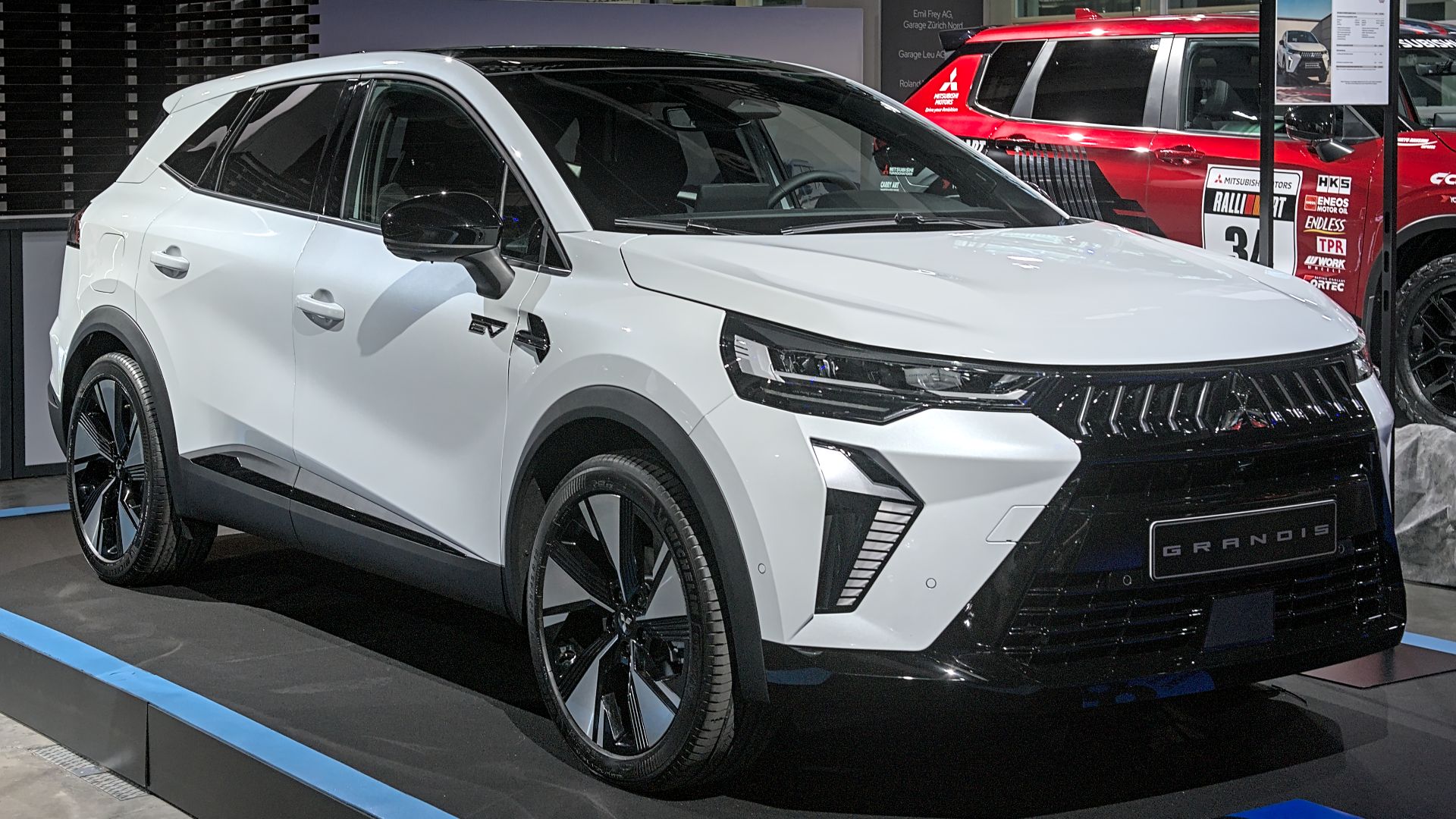 Mitsubishi_Grandis_Hybrid at Auto Zuerich 2025