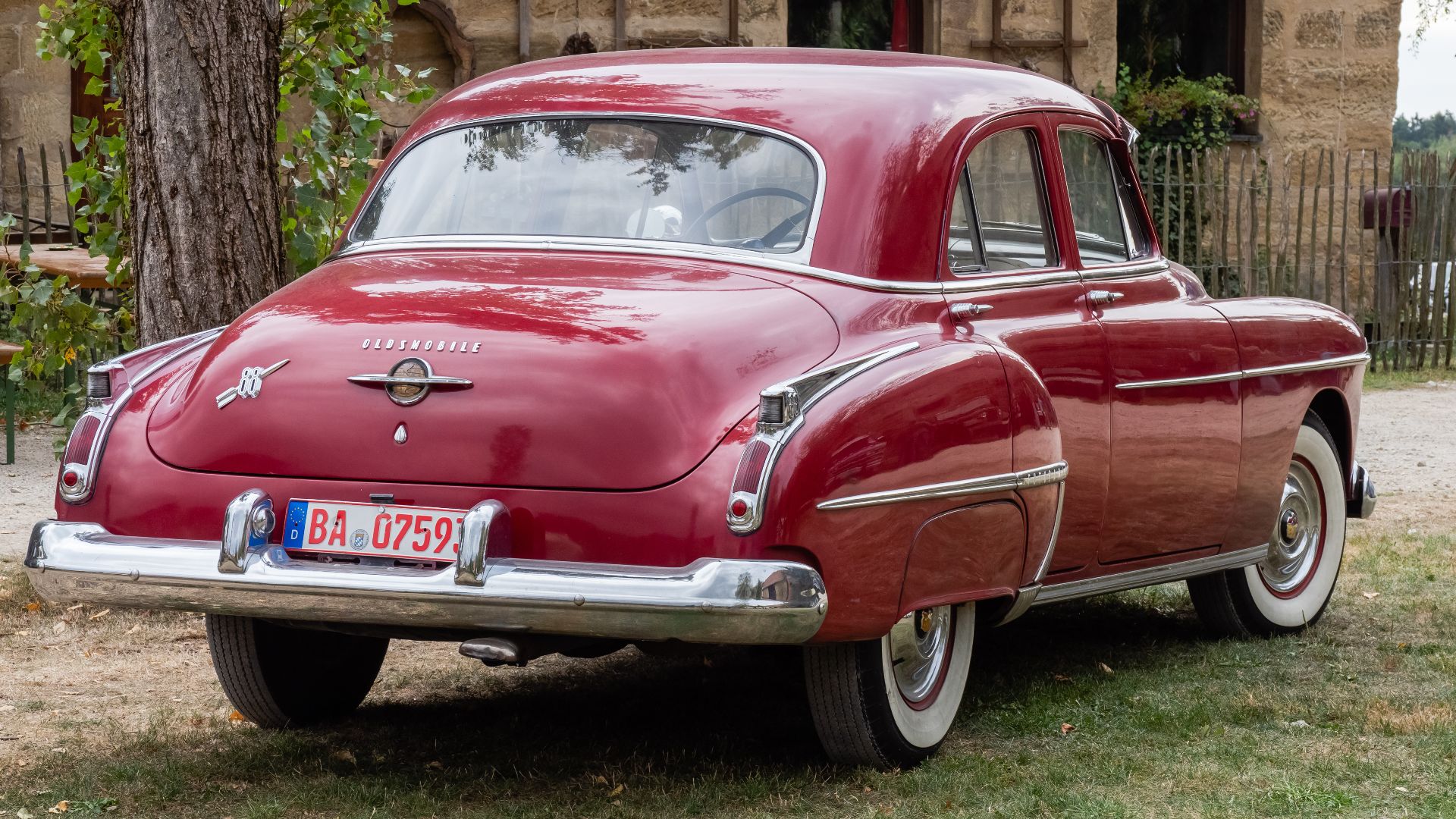 Oldsmobile 88 4-door sedan BJ.1949 at the 5th US-Car meeting in Gut Leimershof near Bamberg