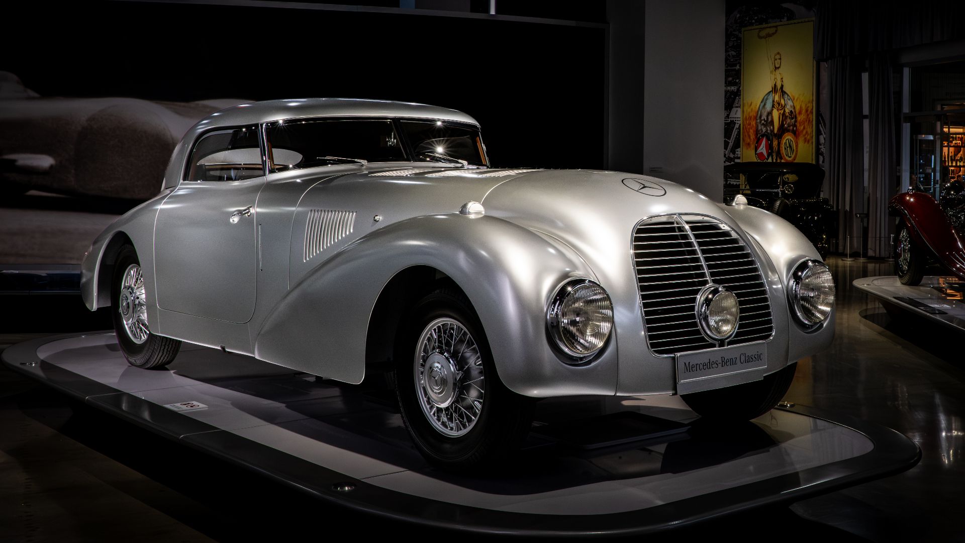 The 1938 Mercedes-Benz 540 K Stromlinienwagen, an aerodynamic streamlined grand tourer, displayed at the Petersen Automotive Museum in Los Angeles.
