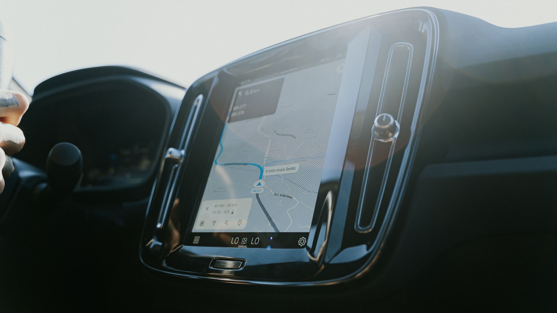 Explore modern car navigation with advanced touchscreen technology for seamless travel.