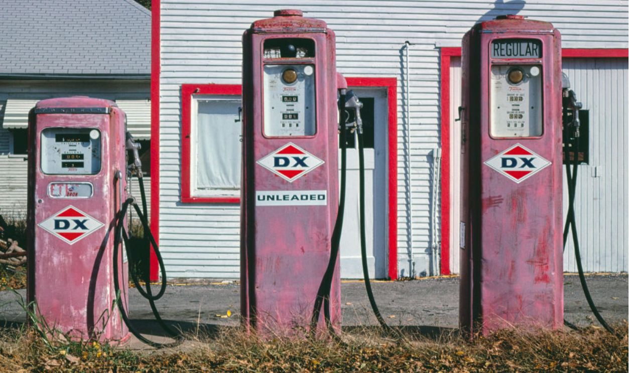 DX Gas station