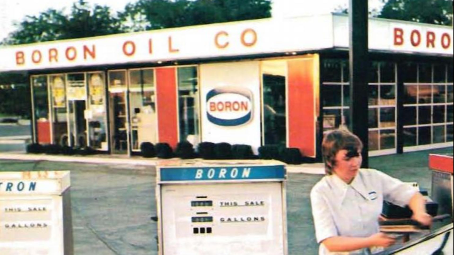 A Sohio Boron branded gasoline station in 1972. The Standard Oil Company  (Ohio) was only legally allowed to use the Sohio and Standard Oil brand names within the state of Ohio and marketed gasoline under various brand names outside its home state.
