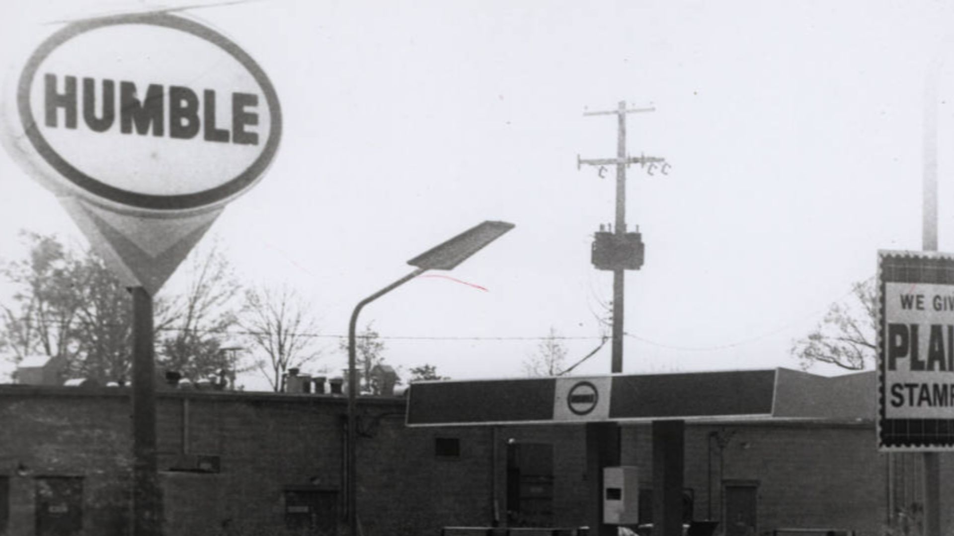 Humble-branded forecourt located in Gahanna, Ohio (early 1970's)