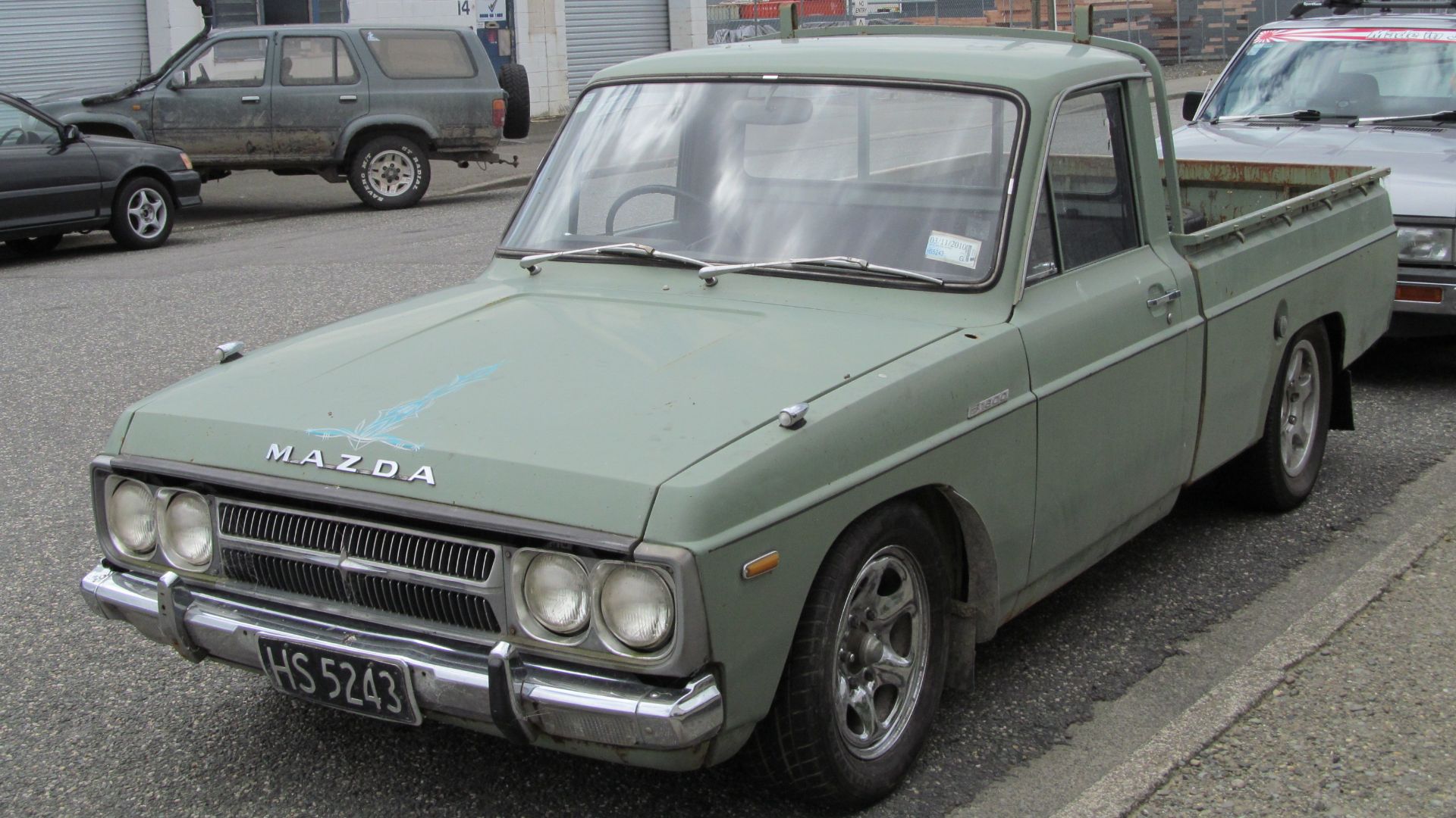 1975 Mazda B1600