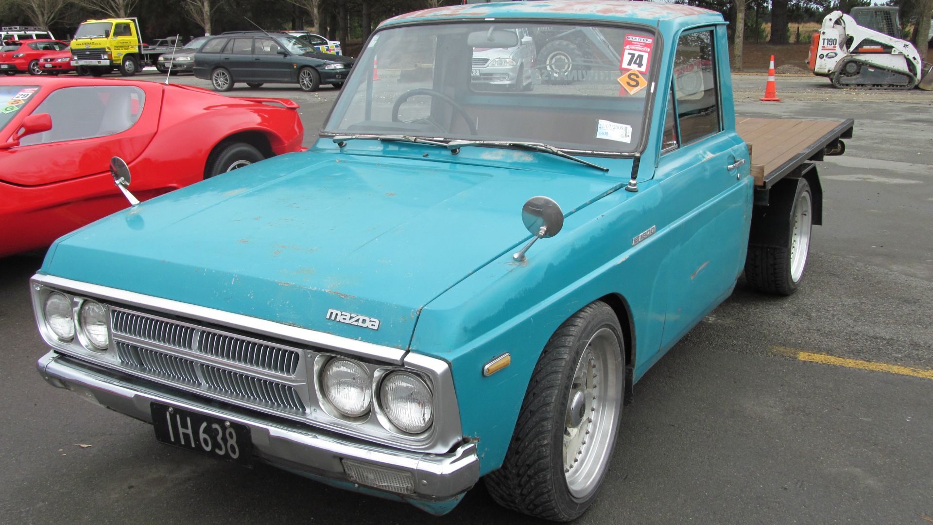 This looked to have been recently returned to the road after about 6 years. Not bad looking.