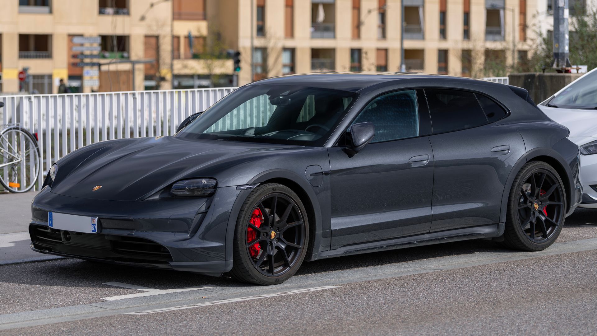 Porsche Taycan 4S Cross Turismo