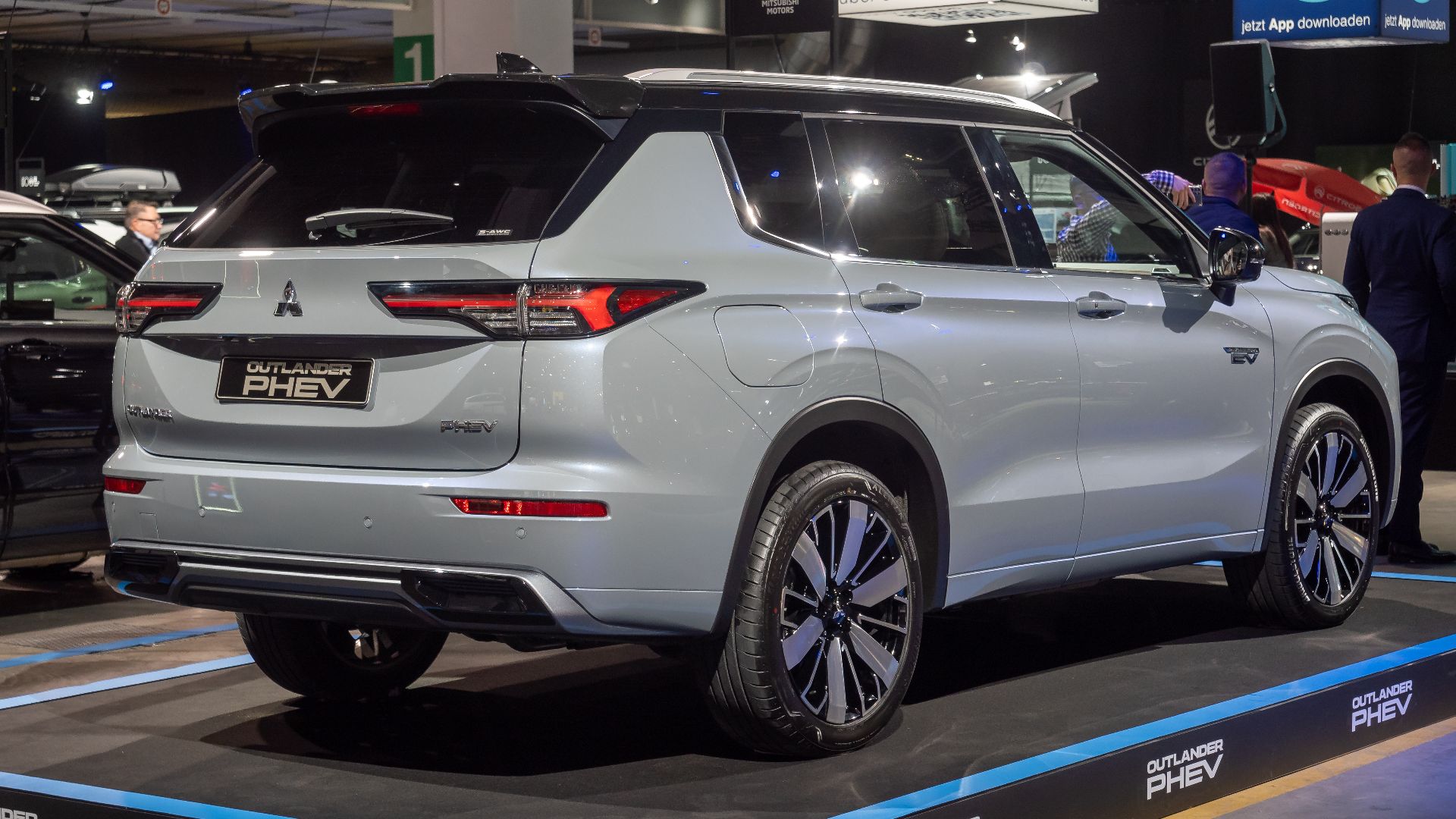 Mitsubishi Outlander PHEV at Auto Zürich 2024