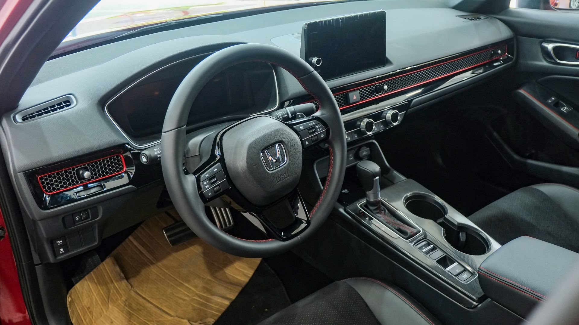 Honda Civic FE4 2.0 RS e-HEV interior view at Honda Cars Global City