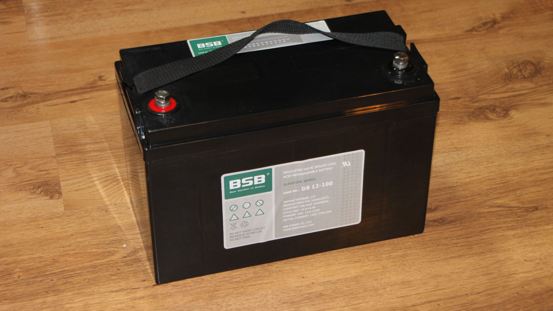 AGM battery DB12-100, 12 Volt, 100 Ah, 30 kg