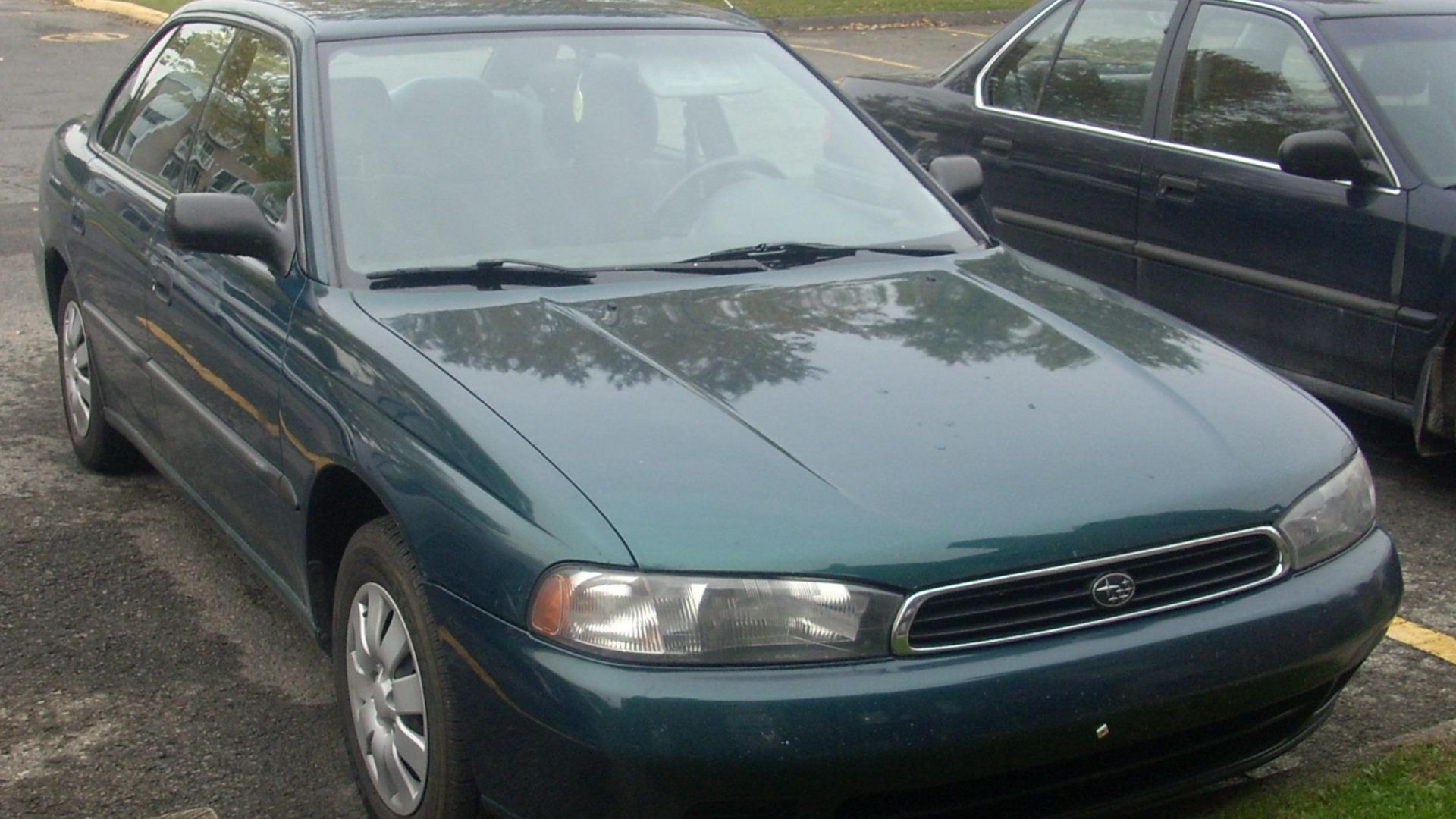 1995-1996 Subaru Legacy photographed in Vaudreuil-Dorion, Quebec, Canada.