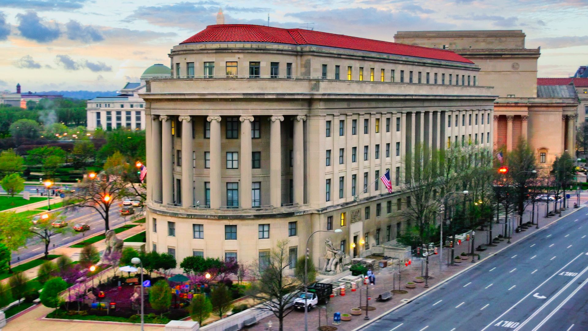 The Apex Building, headquarters of the Federal Trade Commission, on Constitution Avenue and 7th Streets in Washington, D.C. The building was designed by Edward H. Bennett under the purview of Secretary of the Treasury Andrew W. Mellon, and was completed i