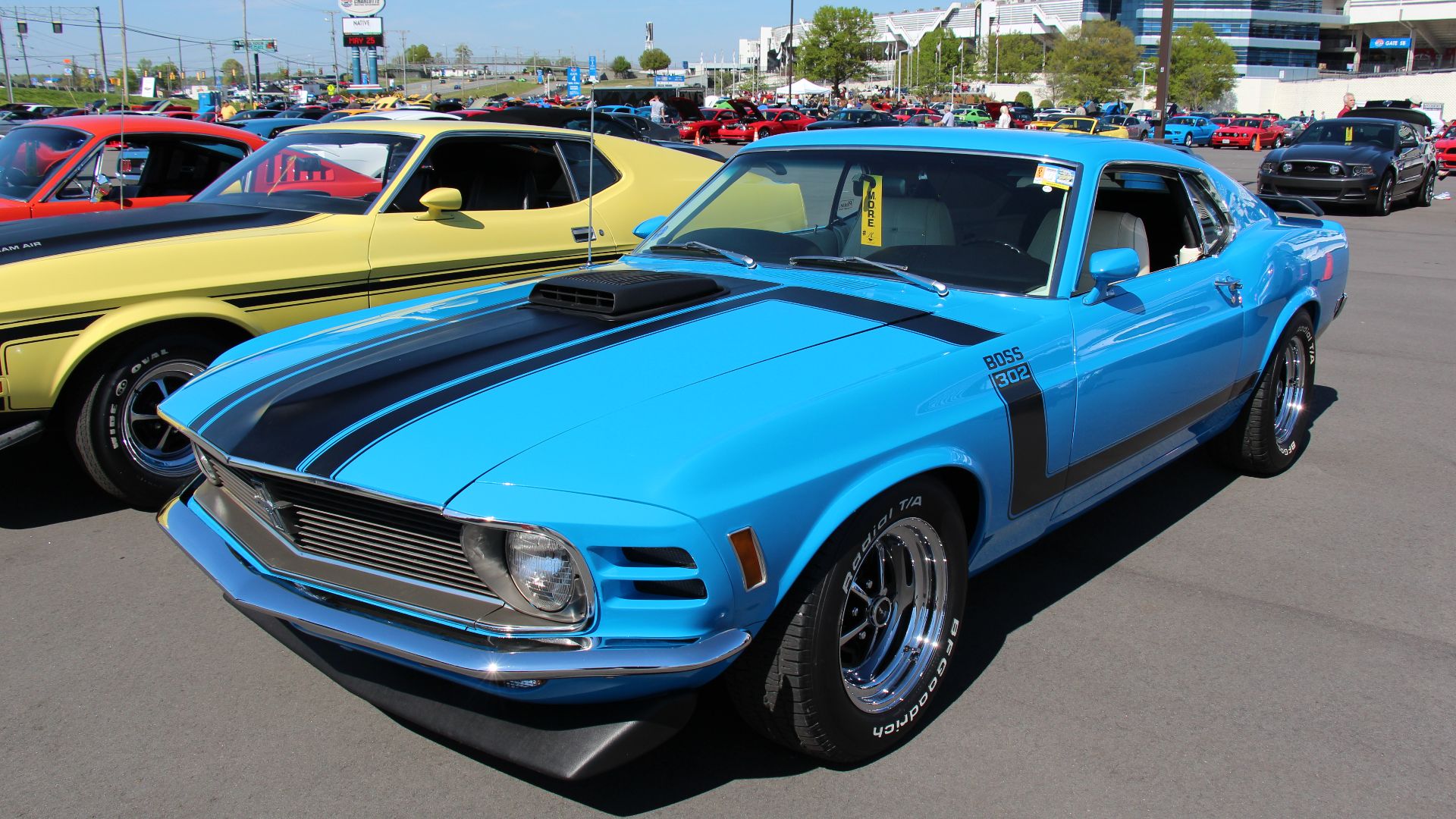 861 made Grabber Blue
The 1970 Mustang was a facelift of the 69, the headlights were moved inside the grille and imitation vents added to the outside where the 69 headlights were, the rear fender scoops were also gone and taillights revised. It was still 