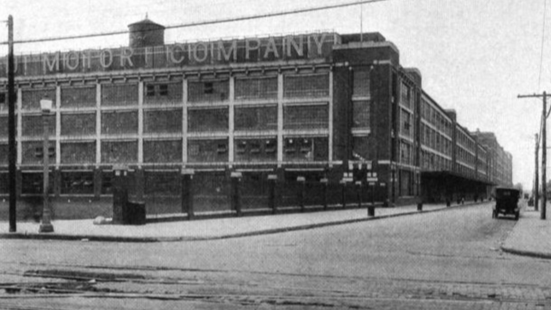 Highland Park Ford Plant c. 1922