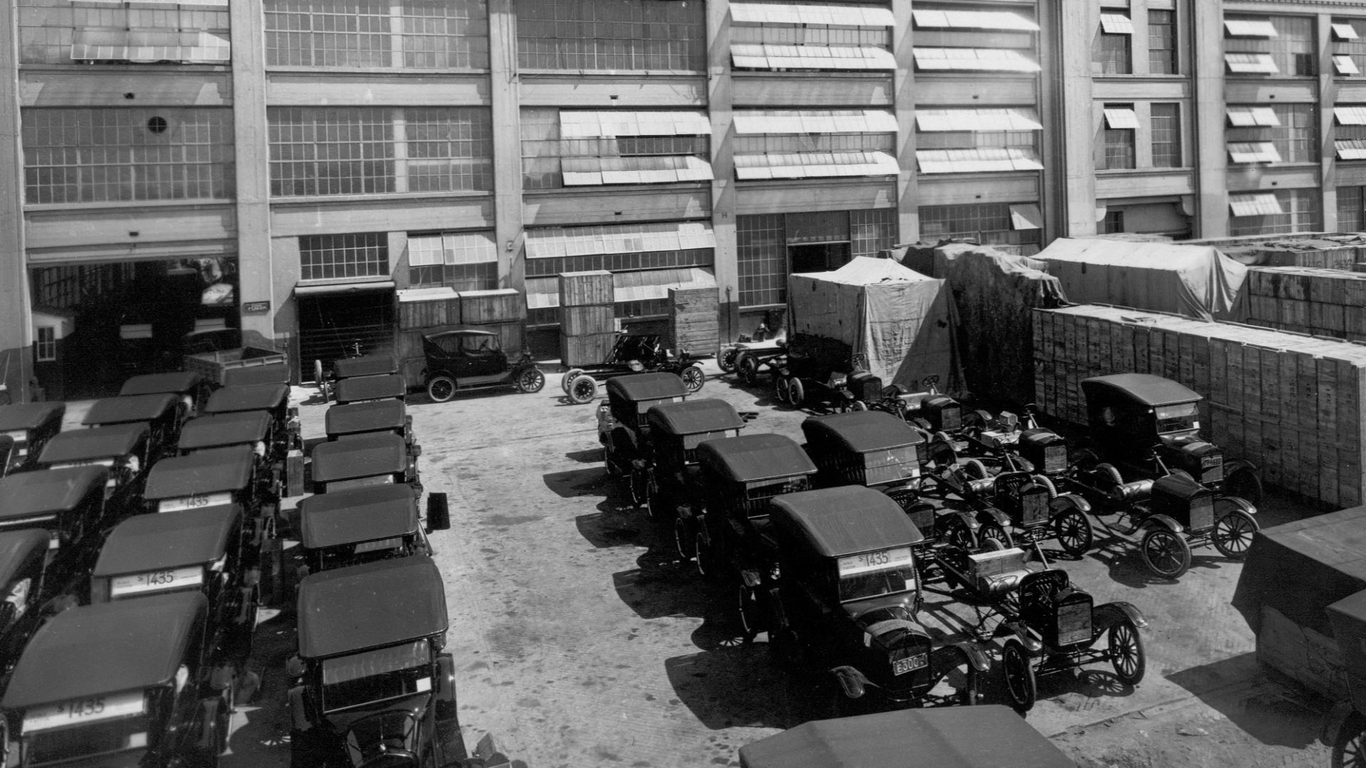 The Ford Motor assembly plant in La Boca, Buenos Aires. Opened in 1922, this was the first plant of the U.S. company in Argentina after arriving to the country in 1913. The production line then moved to Gral. Pacheco in Greater Buenos Aires in 1962, where
