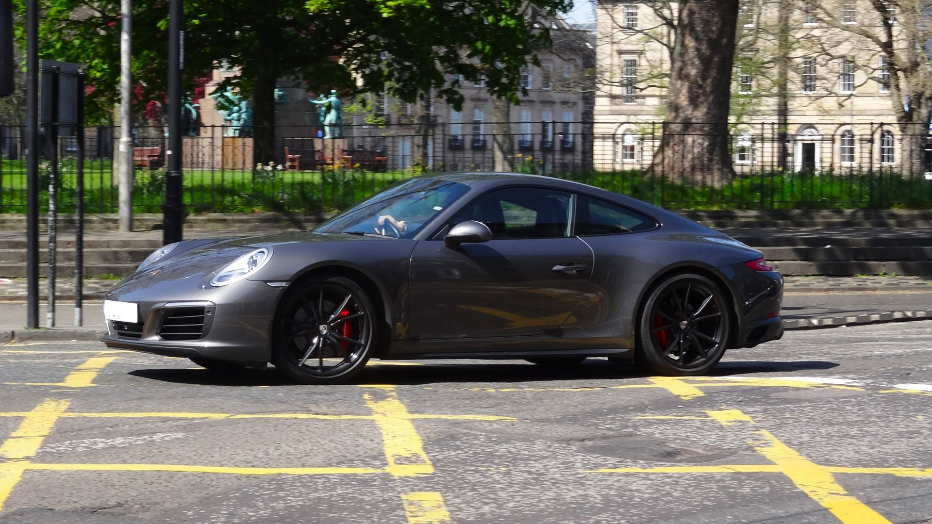 Launch: 1963
Generation: Seventh (991, 2011 - 2019)
Engine: 3,0 litre turbo H6 (petrol)
Power: 420 PS
Gearbox: 7 speed PDK
Layout: rear engine, rear drive

Location: Edinburgh, Scotland (U.K.)