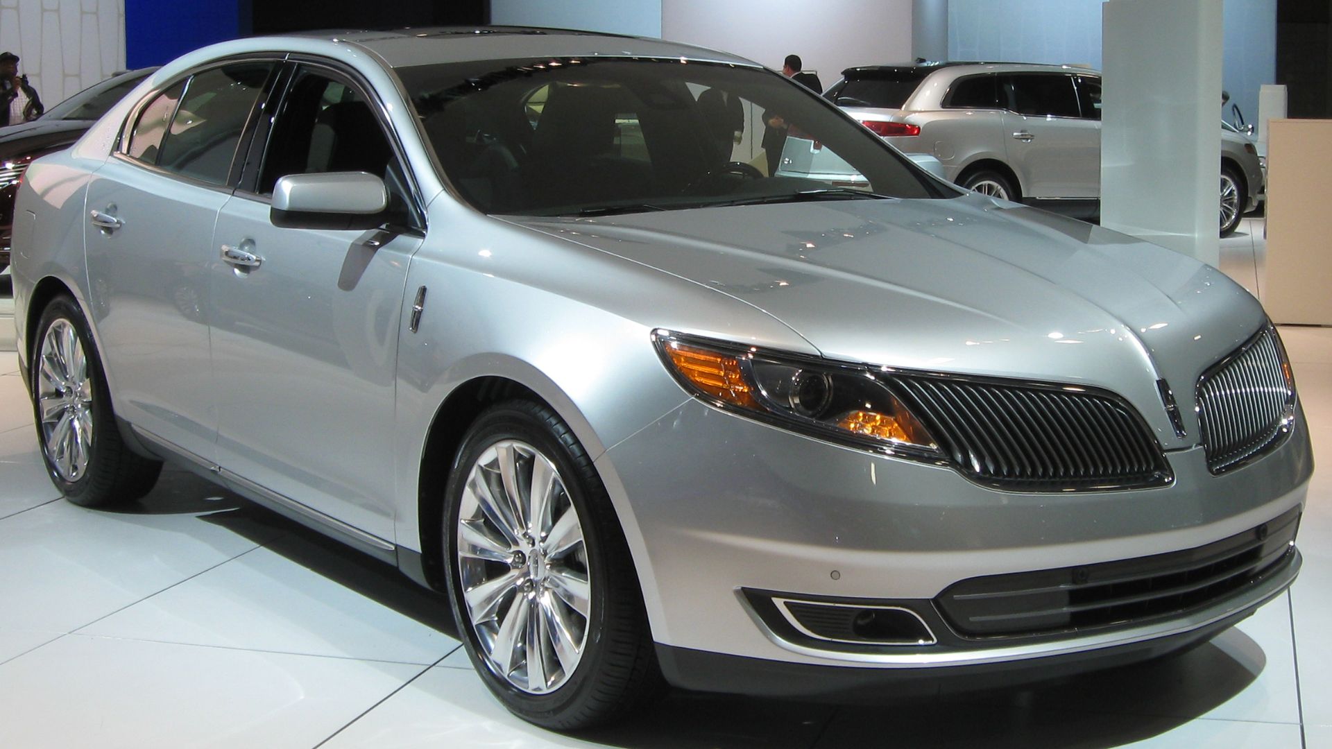 2013 Lincoln MKS photographed in Washington, D.C., USA.
