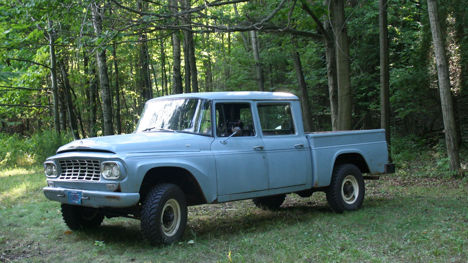 First four door crew cab pick-up truck manufactured.  Built by International Harvester.