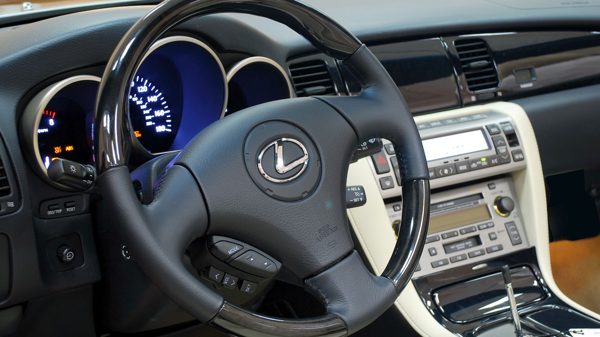 Lexus 2009 interior. Tampa International autoshow 2008. Florida.