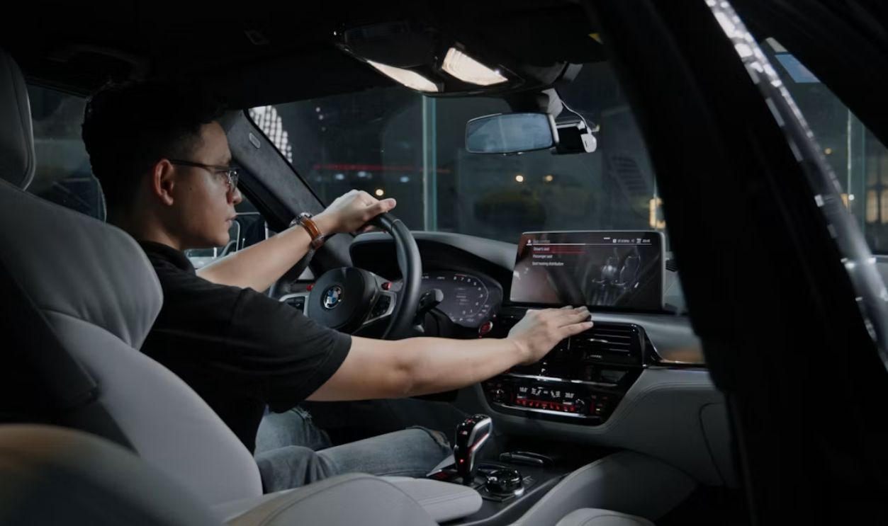 BMW Has Primary And Secondary Users