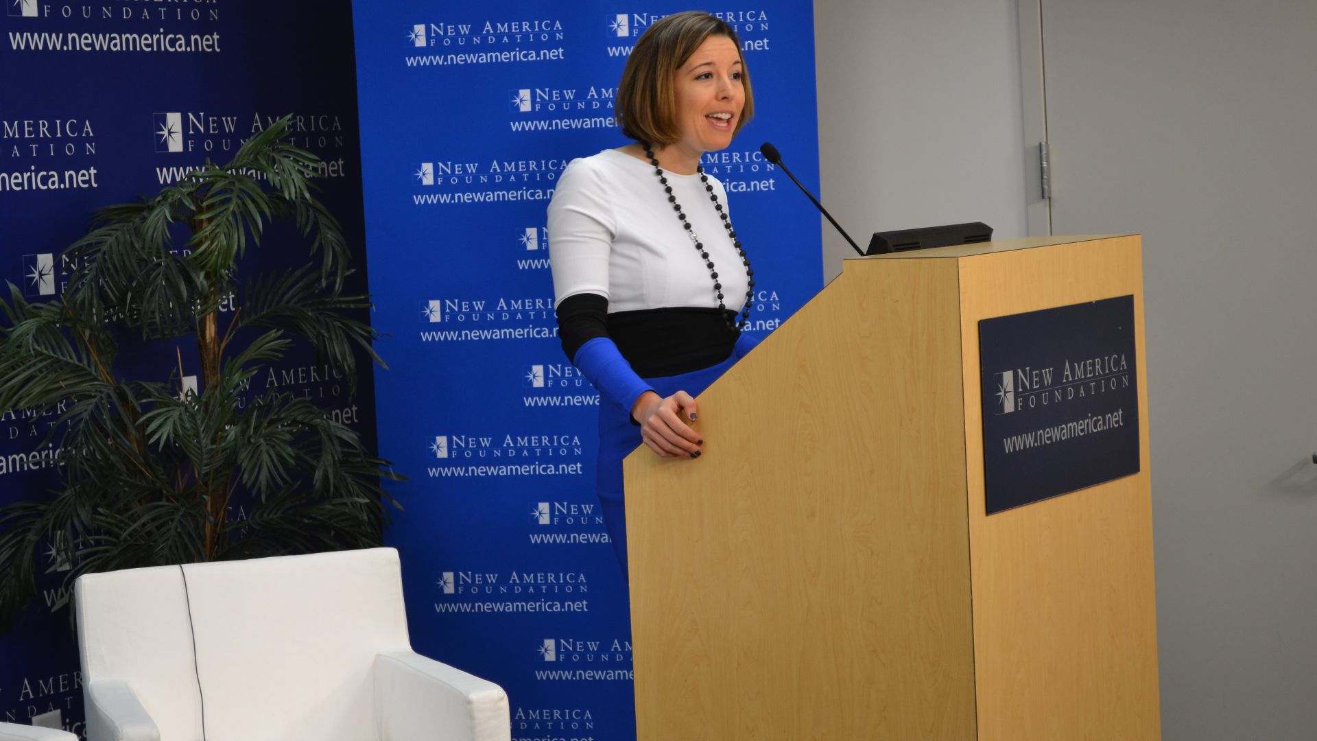 American technology journalist Kashmir Hill at New America Foundation 2014-02-11 Event: Cryptocurrencies: The New Coin of the Realm?