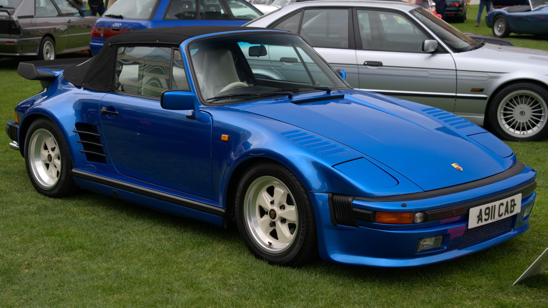 A 1989 Porsche 911 Turbo Flachbau taken at the London Concours 2025.