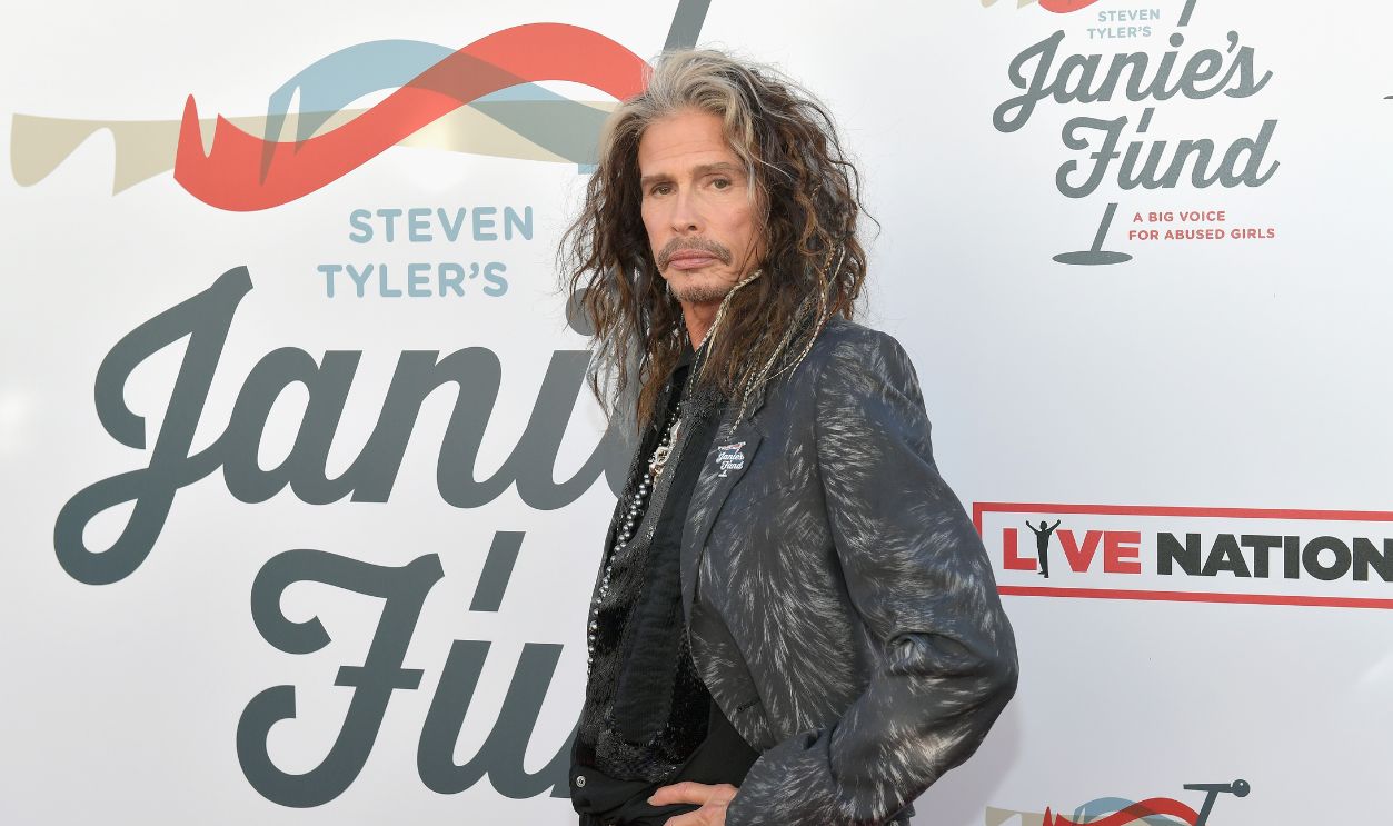 LOS ANGELES, CA - JANUARY 28: Steven Tyler at Steven Tyler and Live Nation presents Inaugural Janie's Fund Gala & GRAMMY Viewing Party at Red Studios on January 28, 2018 in Los Angeles, California.