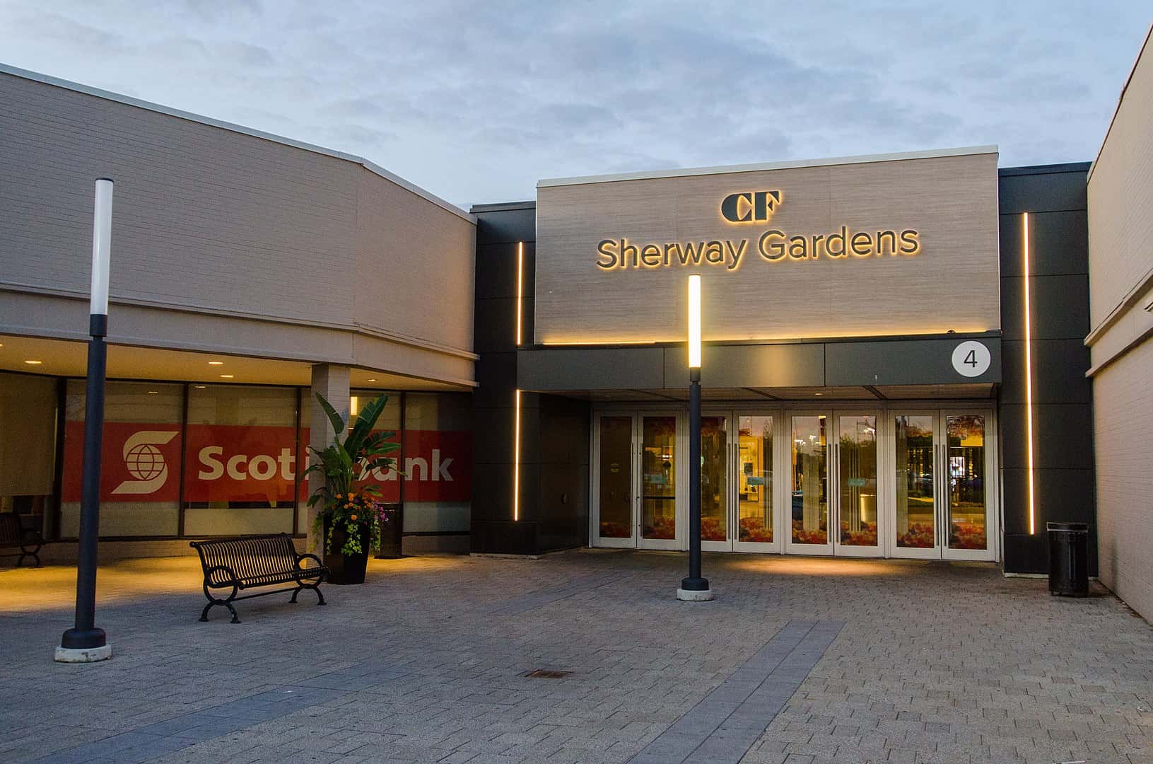 Seen in Mean Girls & The Sentinal. - 2017