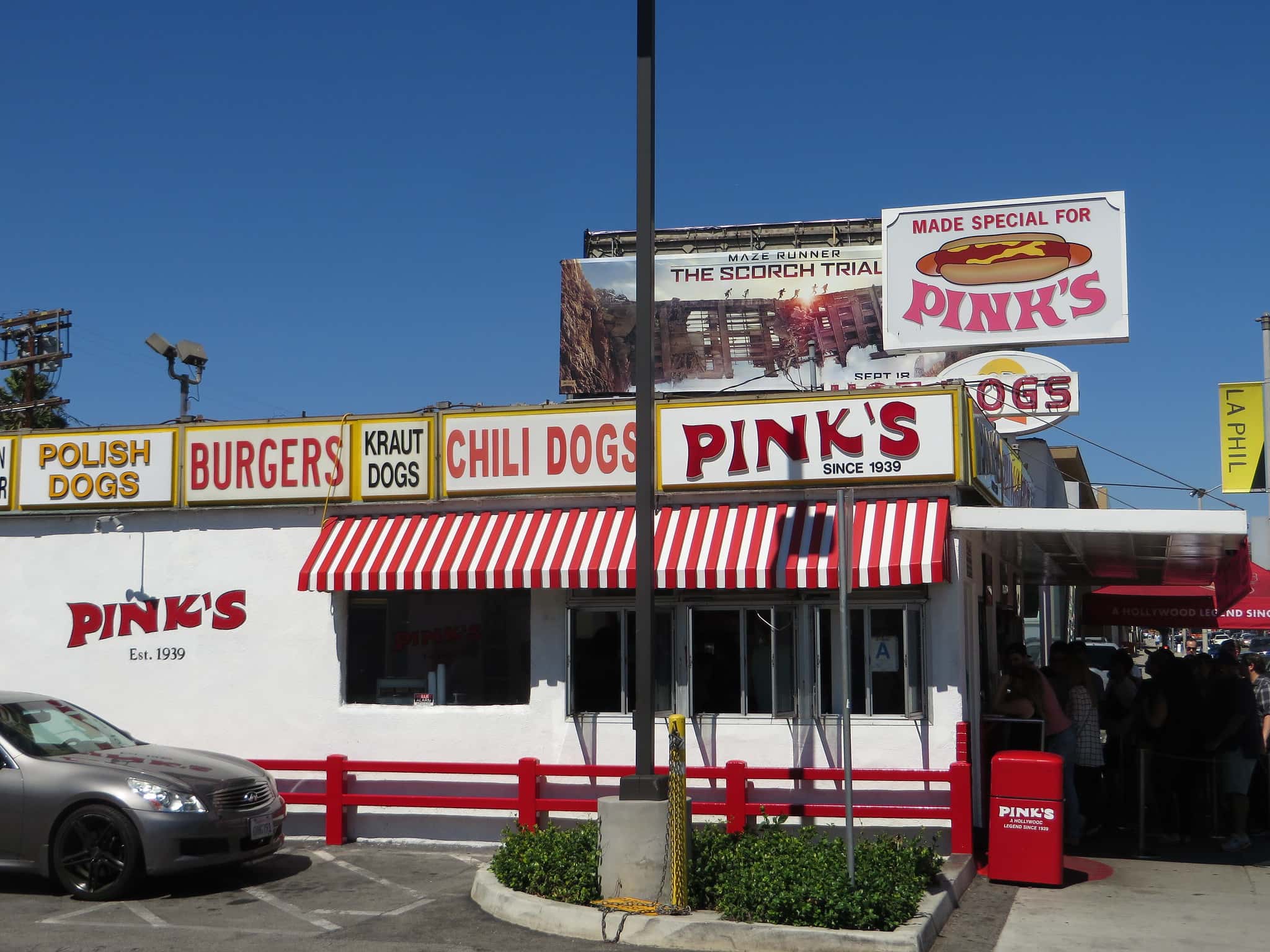 Pinks Hot Dogs, Hollywood
