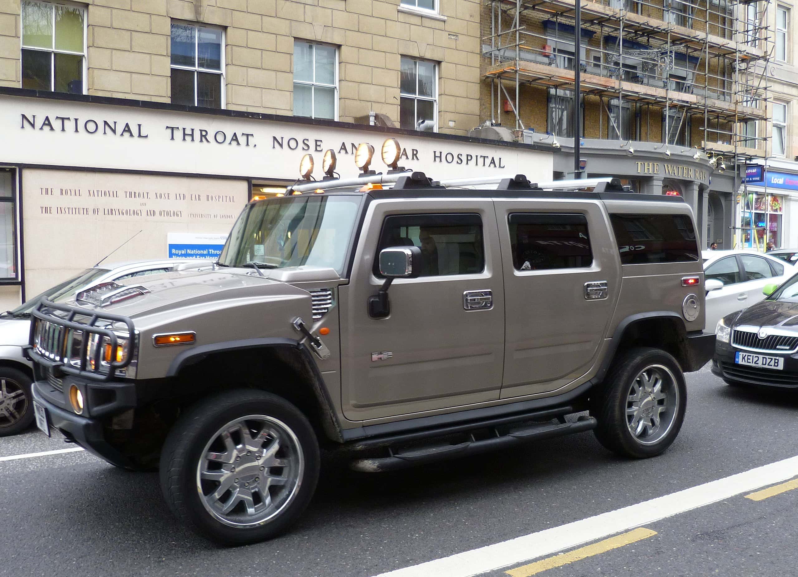 Hummer H2