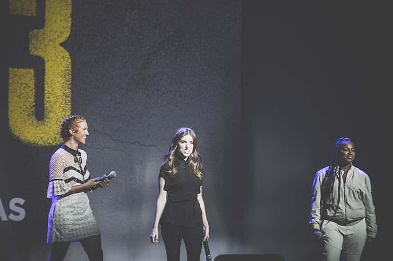 Actresses Brittany Snow, Anna Kendrick, Ester Dean on a stage