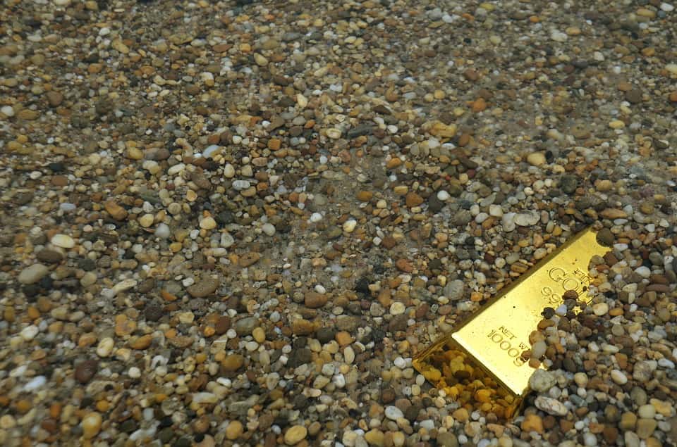 Gold Treasure in the Sea