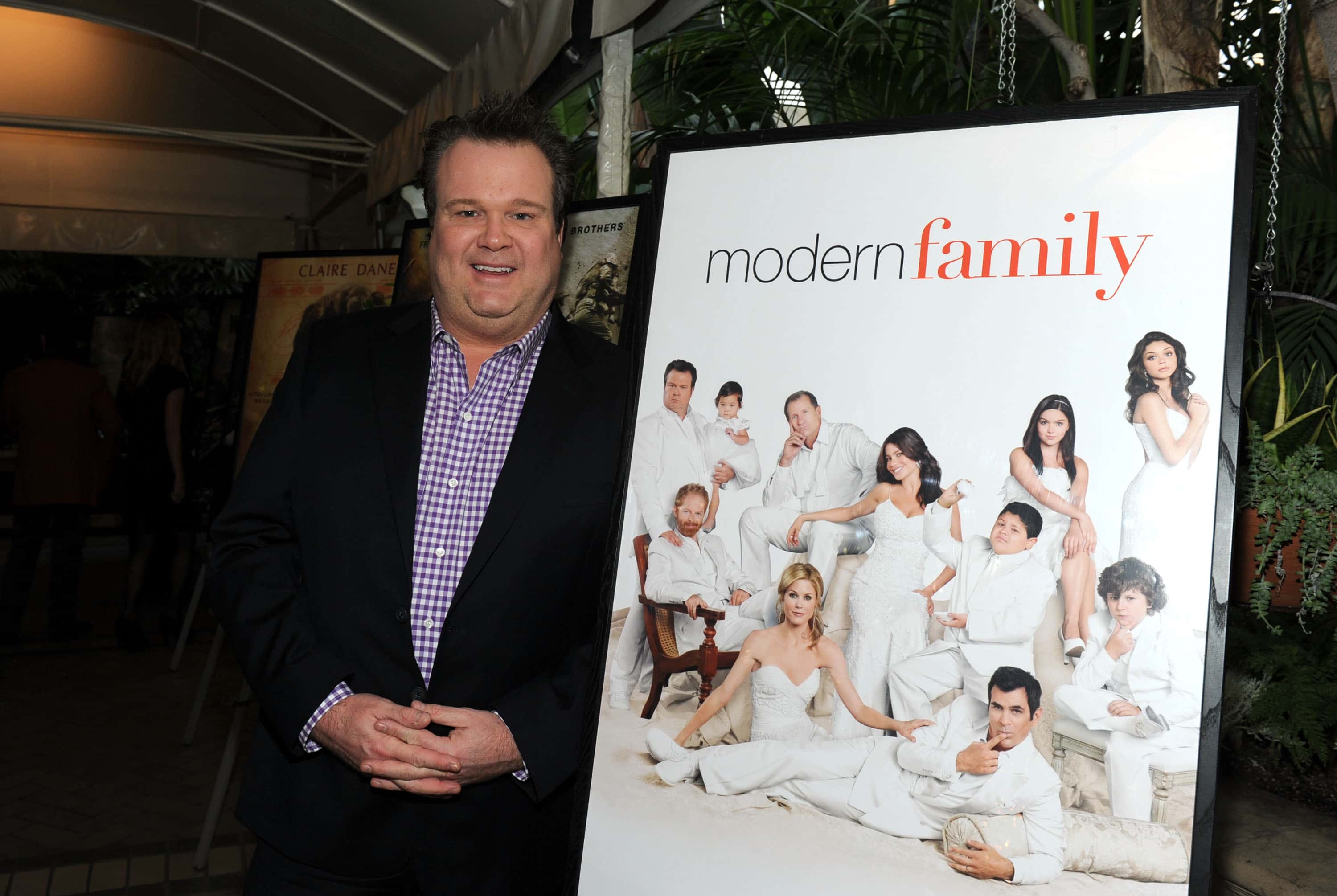 Eric Stonestreet form Modern Family at event 