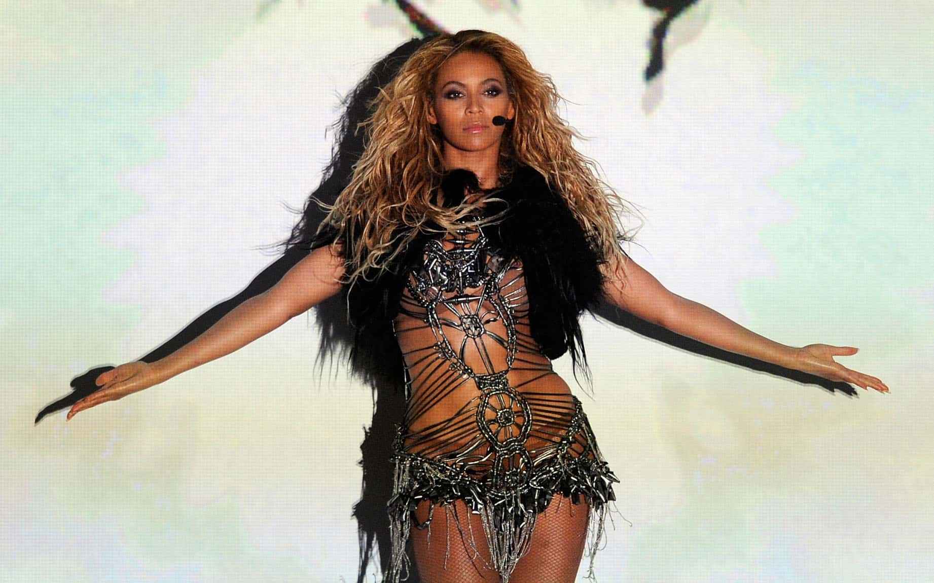 Beyonce performs onstage - 2011