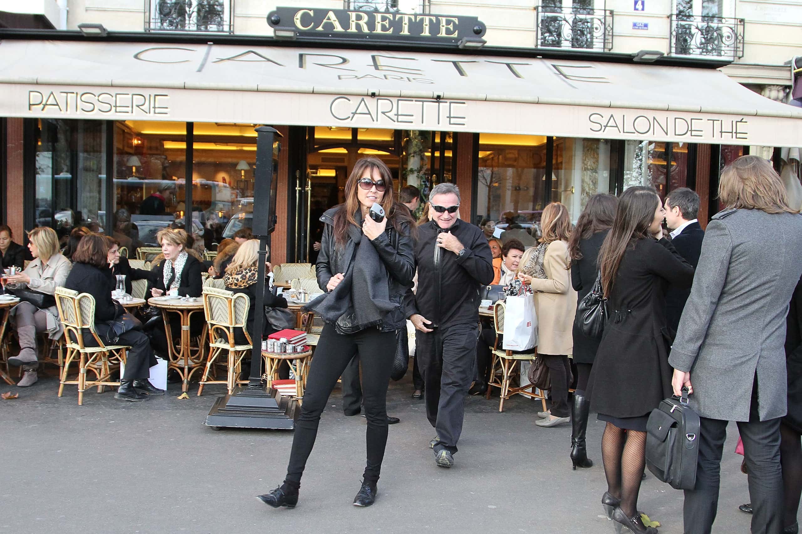 Robin Williams Sighting In Paris - October 26, 2011