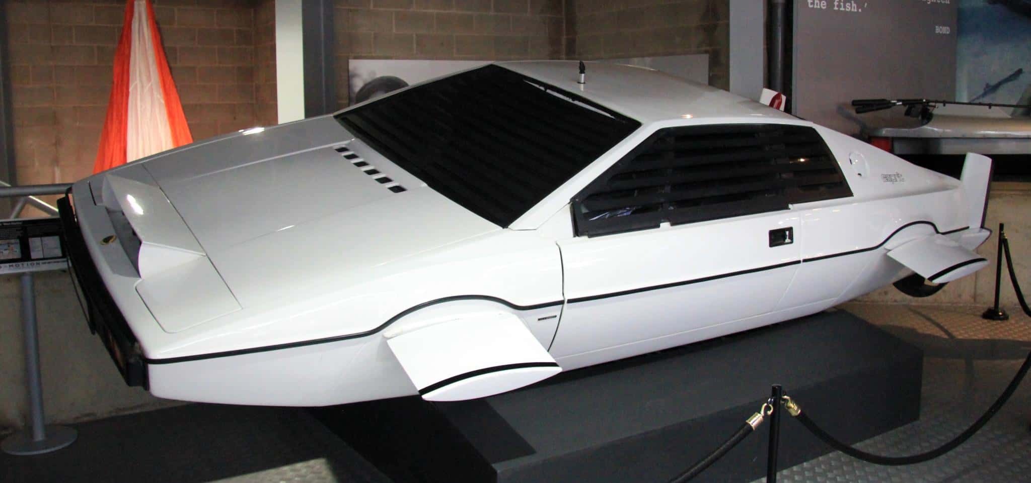 Lotus Esprit (The Spy Who Loved Me) - 2012