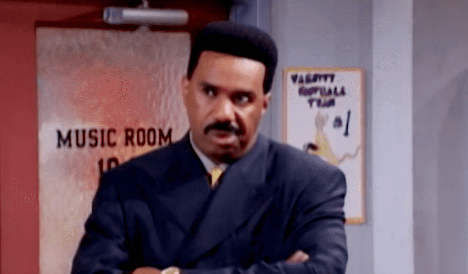 Screenshot of Steve Harvey looking at side - from The Steve Harvey Show (1996/2002)