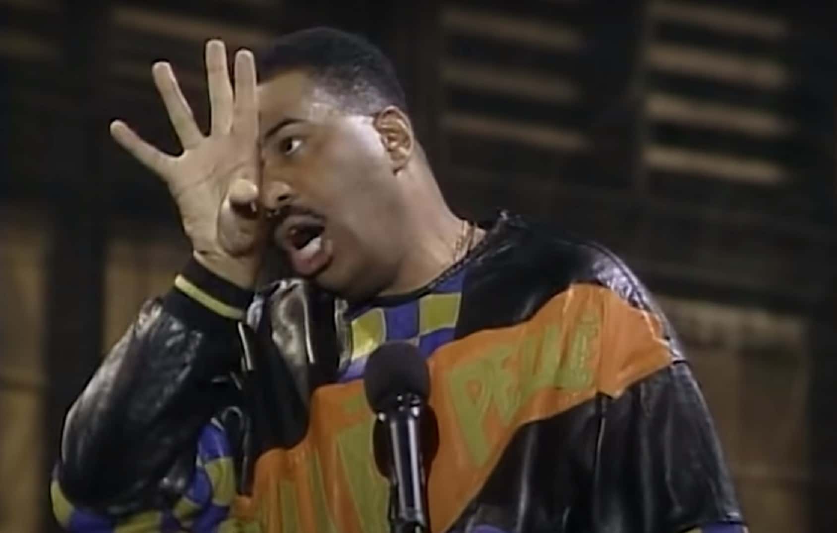 Screenshot of Steve Harvey making gesture - from  Steve Harvey (2012/2017)