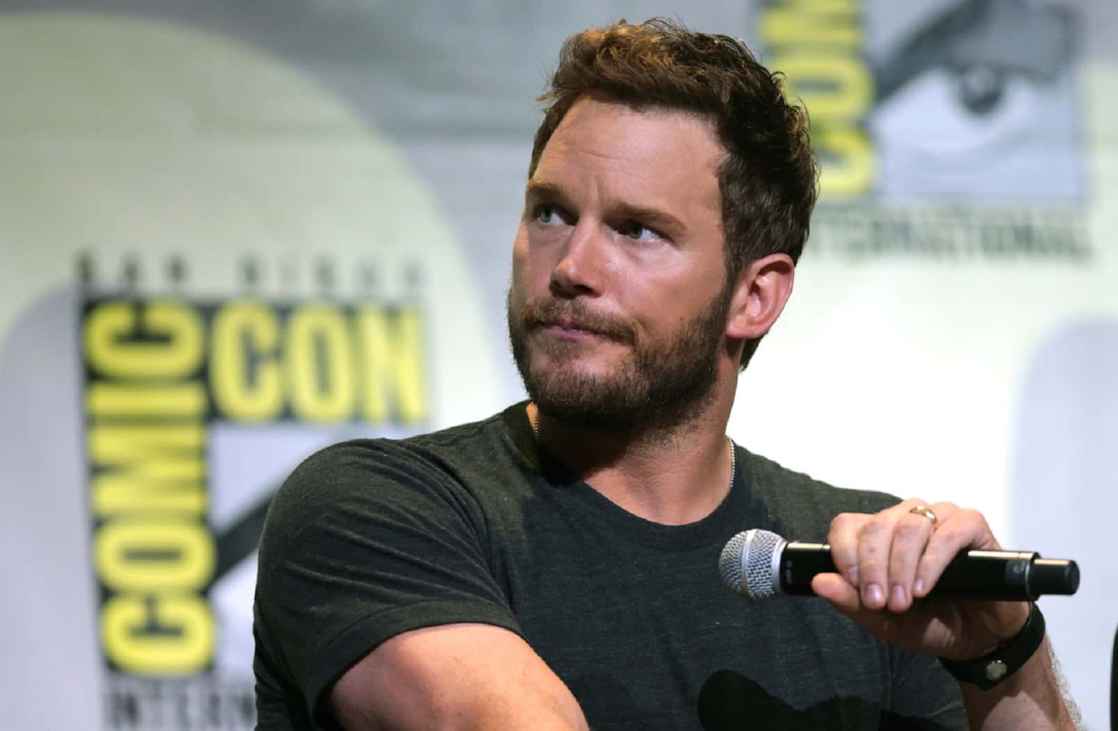 Chris Pratt and speaking at the 2016 San Diego Comic Con International