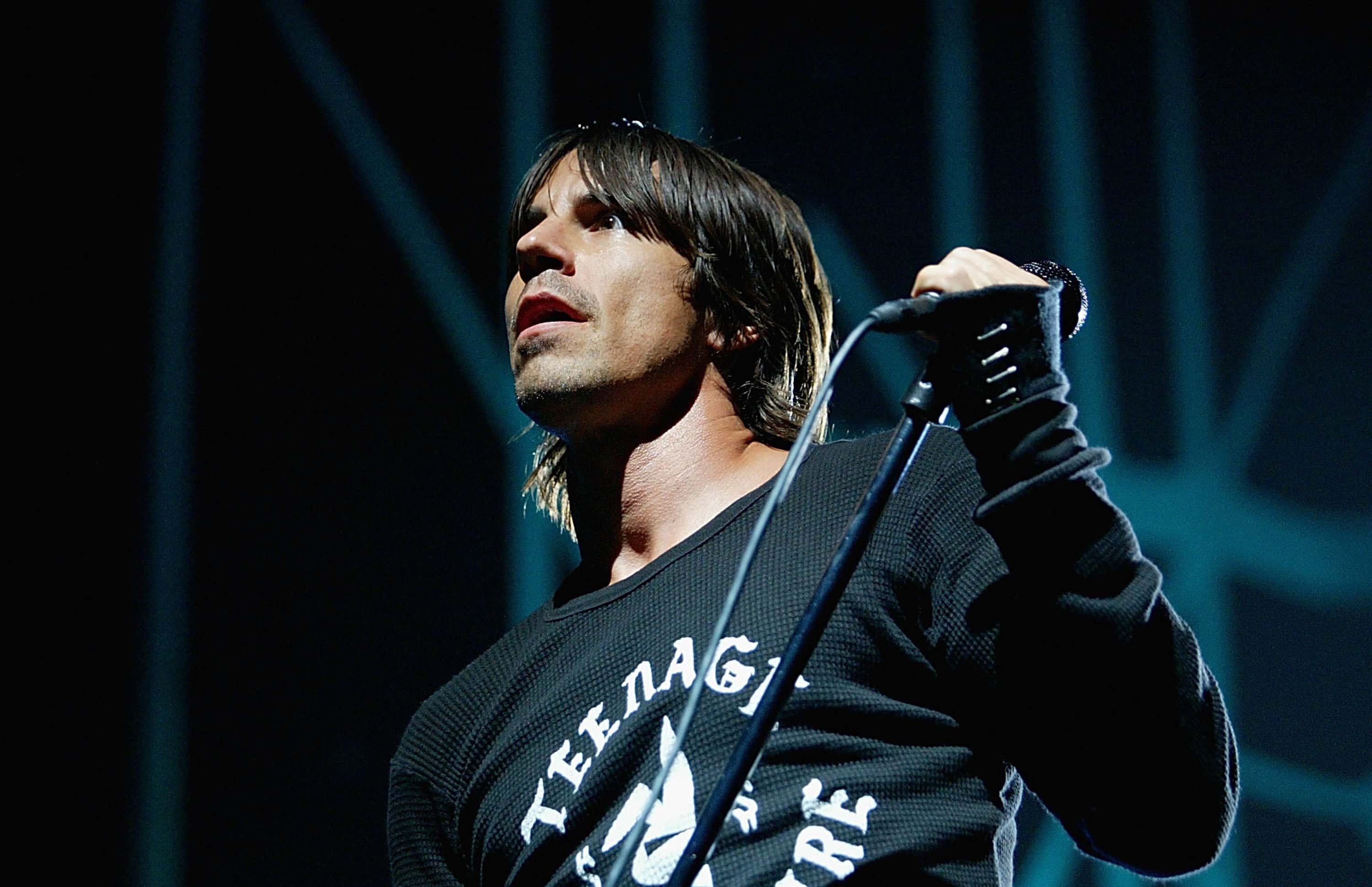 Red Hot Chili Peppers facts