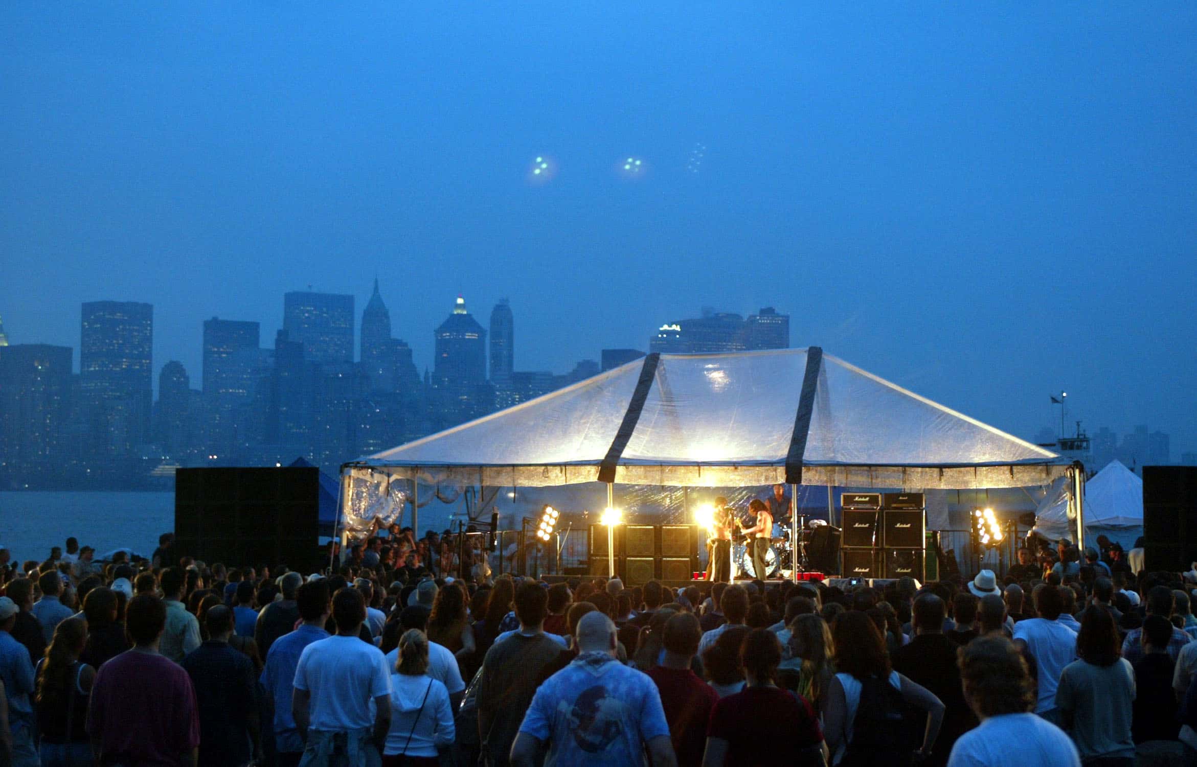 Red Hot Chili Peppers facts