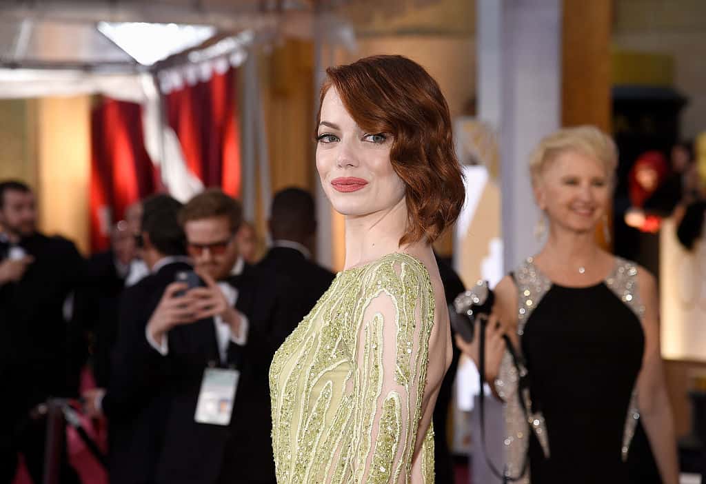 Emma Stone attends the 87th Annual Academy Awards - 2015