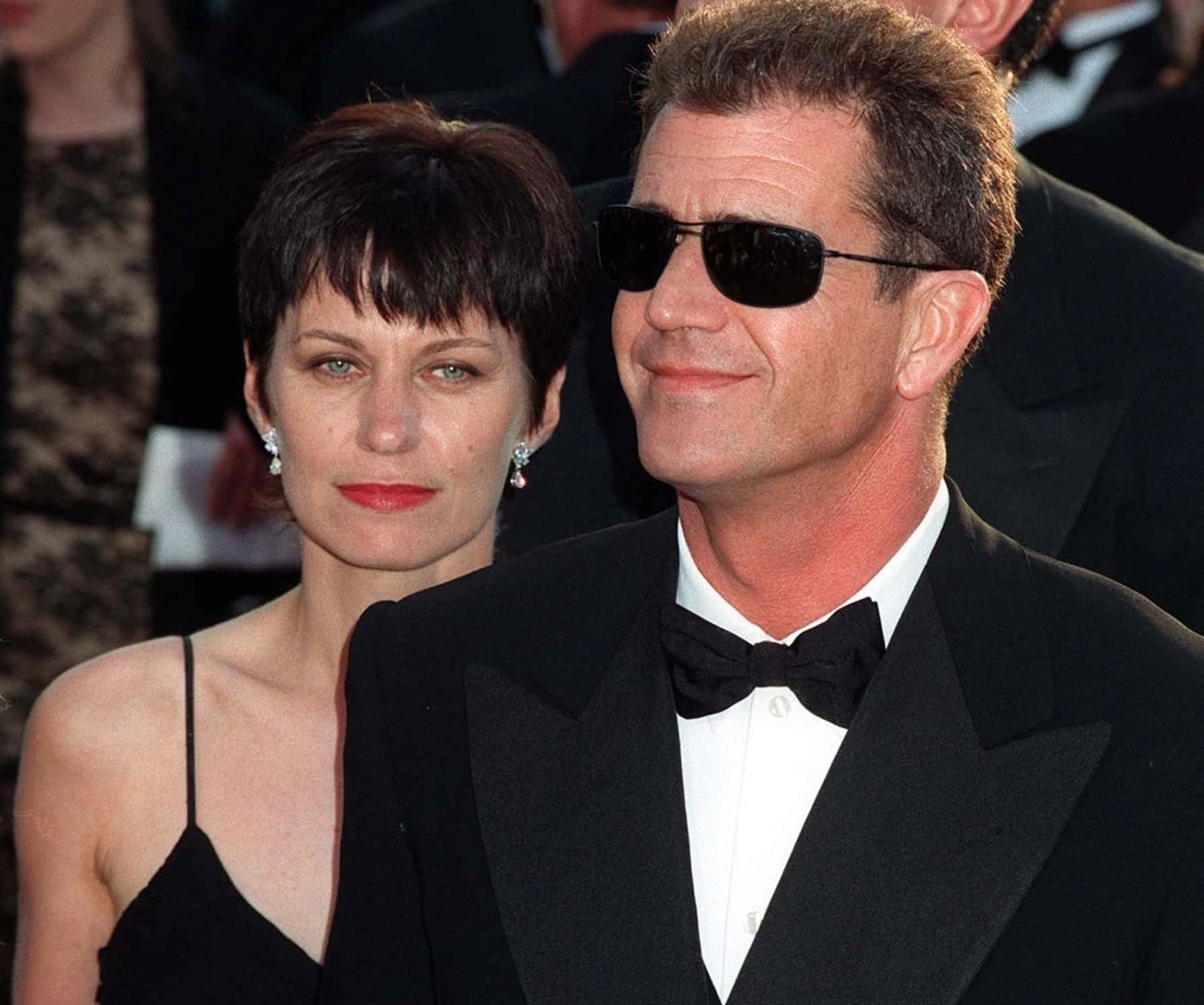Mel Gibson and his wife at the Academy Awards