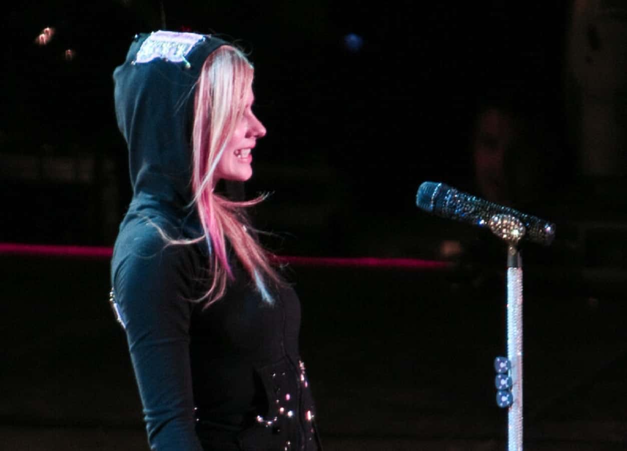 Avril Lavigne Facts