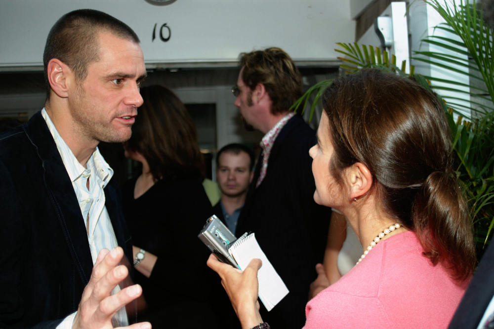 Jim Carrey being interviewed 